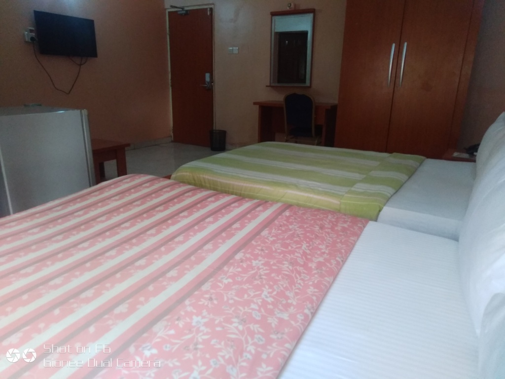 Room Twin Luxury 2